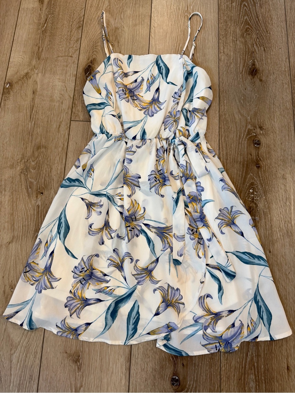 Sienna Sky White Floral Spaghetti Strap Sundress Waist Tie Colorful Blooms XS